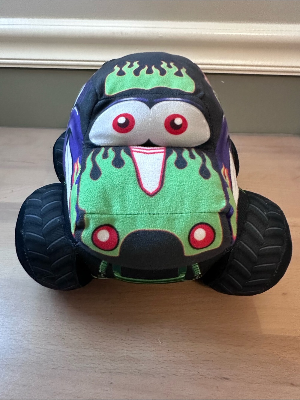 Monster Jam Grave Digger Truckin’ Pals Plush Monster Truck Green Flames